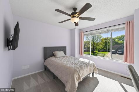 20374 Kensington Way Lakeville MN 55044