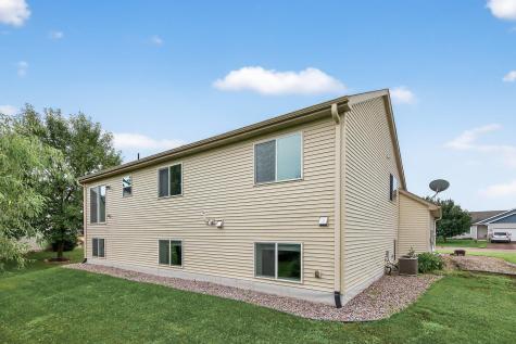 1805 10th Street NE Buffalo MN 55313
