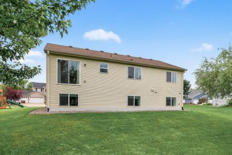 1805 10th Street NE Buffalo MN 55313