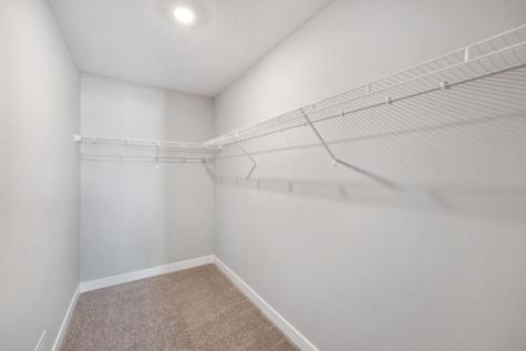 2084 Kestrel Drive Shakopee MN 55379