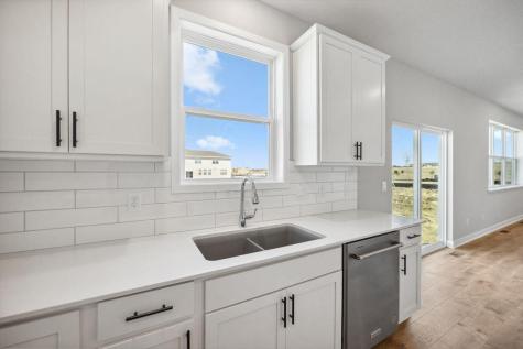 2084 Kestrel Drive Shakopee MN 55379