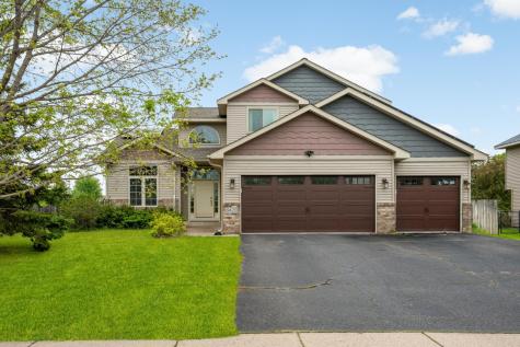 9420 Fallgold Parkway N Brooklyn Park MN 55443