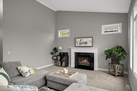 9420 Fallgold Parkway N Brooklyn Park MN 55443