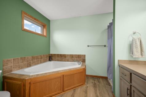 9420 Fallgold Parkway N Brooklyn Park MN 55443