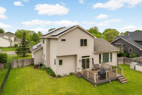 9420 Fallgold Parkway N Brooklyn Park MN 55443