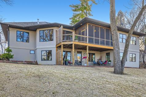 19900 Cottagewood Road Deephaven MN 55331