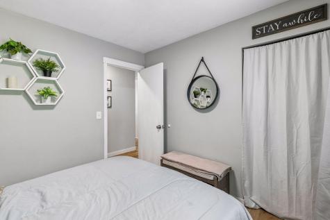 1105 Lakeview Drive Burnsville MN 55337