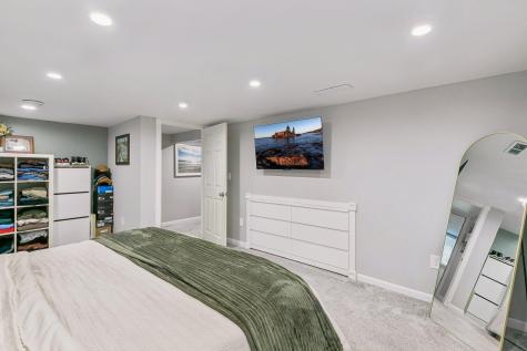 1105 Lakeview Drive Burnsville MN 55337