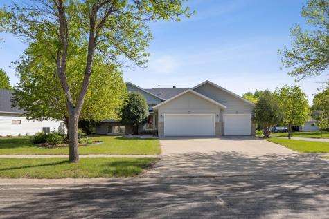 3138 25th Avenue S Fargo ND 58103