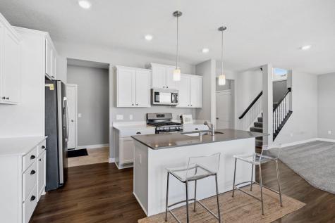 2107 Balsam Way Hugo MN 55038