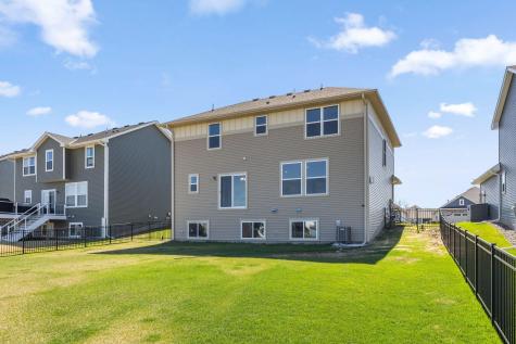 2107 Balsam Way Hugo MN 55038