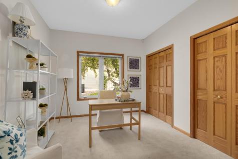 19134 Inndale Drive Lakeville MN 55044
