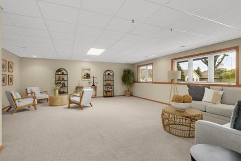19134 Inndale Drive Lakeville MN 55044