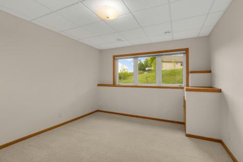 19134 Inndale Drive Lakeville MN 55044