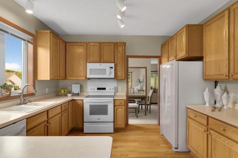 19134 Inndale Drive Lakeville MN 55044