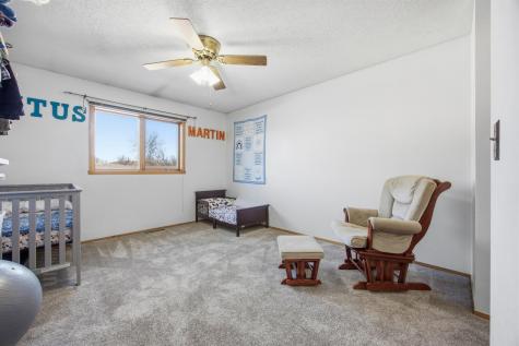 1523 28 Avenue S Fargo ND 58103