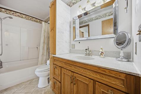 1523 28 Avenue S Fargo ND 58103