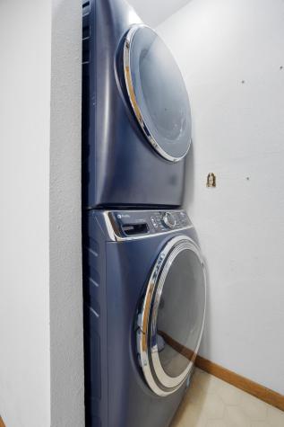 1523 28 Avenue S Fargo ND 58103