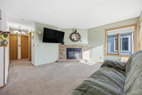 1523 28 Avenue S Fargo ND 58103