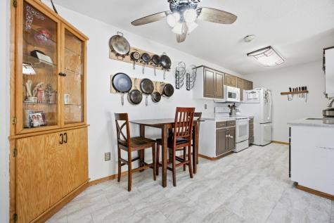 1523 28 Avenue S Fargo ND 58103