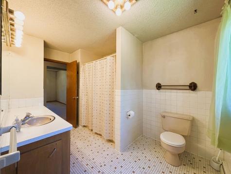 1447 Sterling Street S Maplewood MN 55119