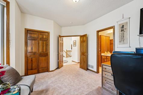 2701 Ashley Terrace New Brighton MN 55112