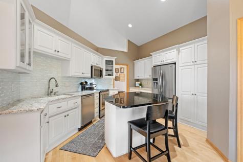 7360 Peltier Circle Centerville MN 55038