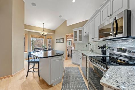 7360 Peltier Circle Centerville MN 55038