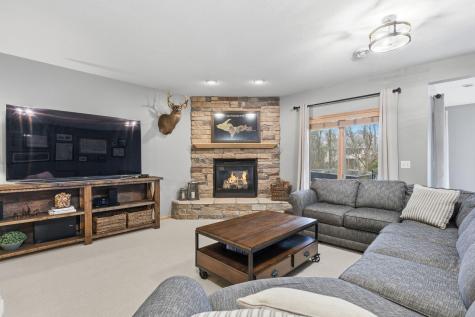 7360 Peltier Circle Centerville MN 55038