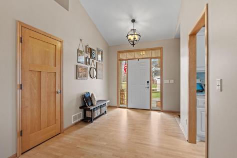 7360 Peltier Circle Centerville MN 55038
