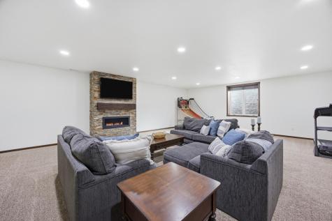 3839 Reserve Drive E West Fargo ND 58078