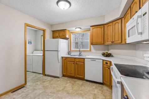 14301 Bedford Drive Eden Prairie MN 55346