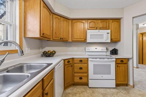 14301 Bedford Drive Eden Prairie MN 55346