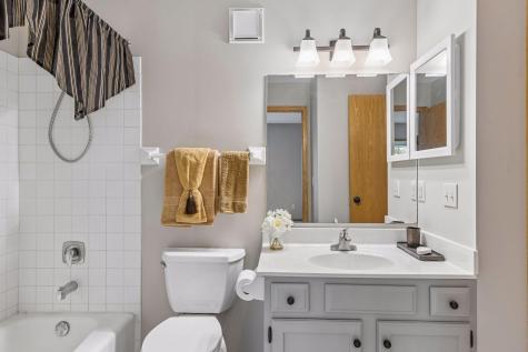 14301 Bedford Drive Eden Prairie MN 55346