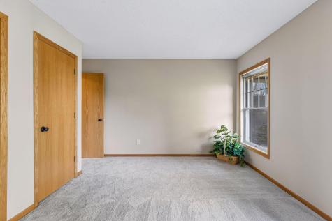 14301 Bedford Drive Eden Prairie MN 55346
