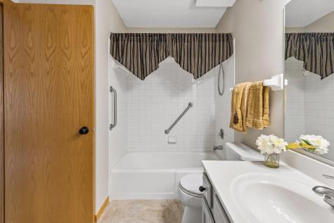 14301 Bedford Drive Eden Prairie MN 55346