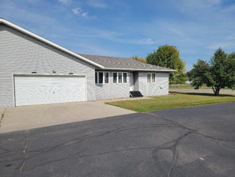 815 6th Avenue NE Perham MN 56573