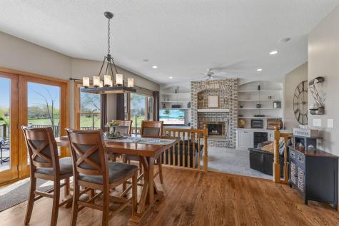 744 Theis Drive Shakopee MN 55379