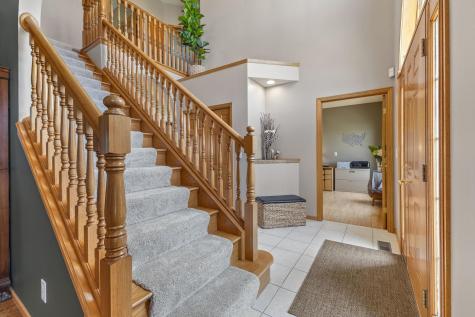 744 Theis Drive Shakopee MN 55379
