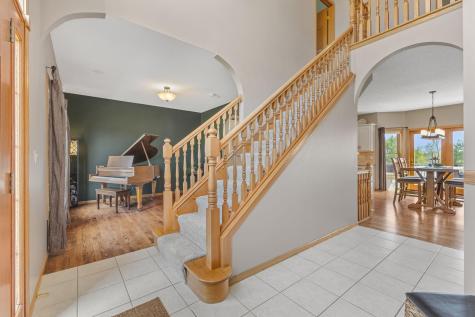 744 Theis Drive Shakopee MN 55379