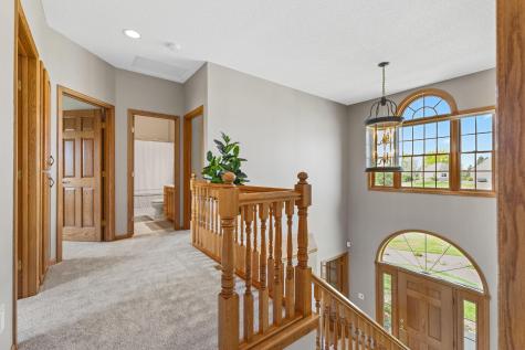 744 Theis Drive Shakopee MN 55379