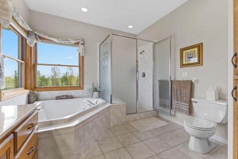 744 Theis Drive Shakopee MN 55379