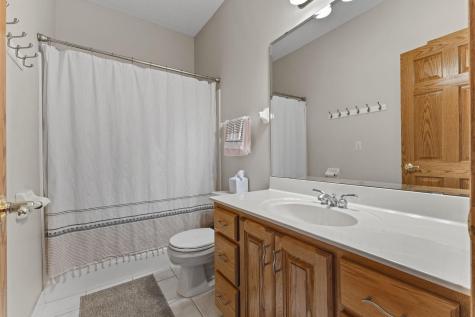 744 Theis Drive Shakopee MN 55379