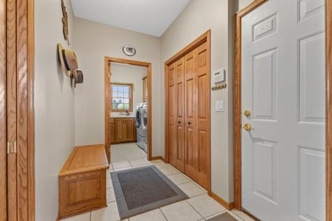744 Theis Drive Shakopee MN 55379