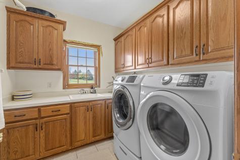 744 Theis Drive Shakopee MN 55379
