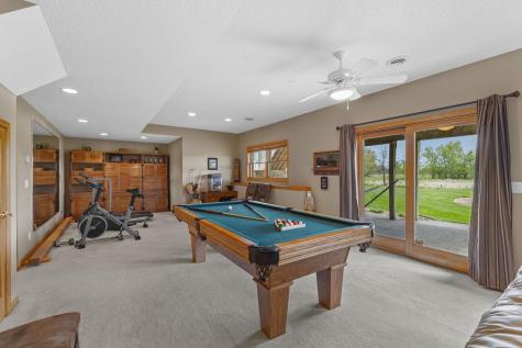 744 Theis Drive Shakopee MN 55379