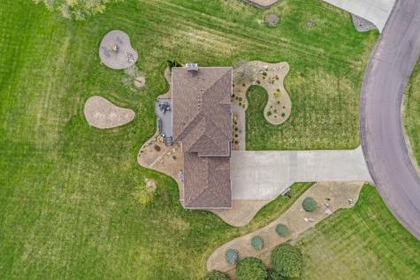 744 Theis Drive Shakopee MN 55379