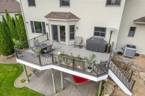 744 Theis Drive Shakopee MN 55379