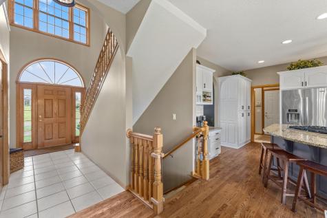 744 Theis Drive Shakopee MN 55379
