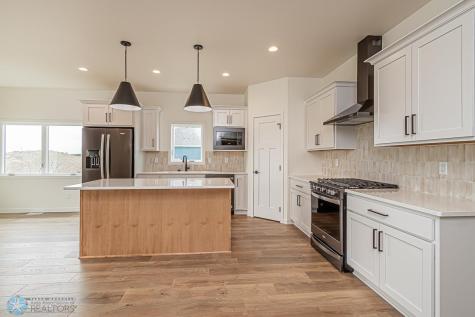 3187 66th Avenue S Fargo ND 58104